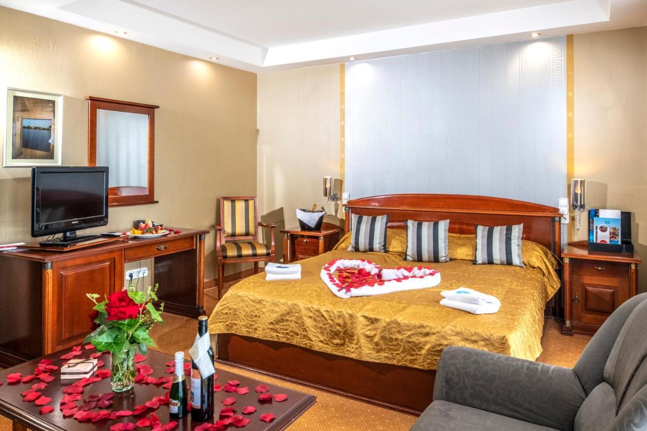 Duna Relax Hotel Рацкеве Экстерьер фото