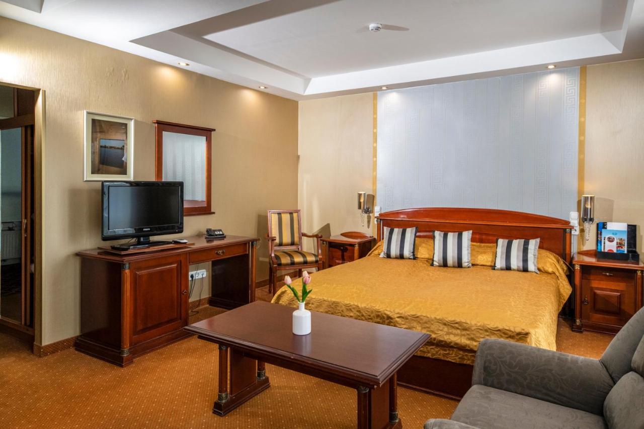 Duna Relax Hotel Рацкеве Экстерьер фото