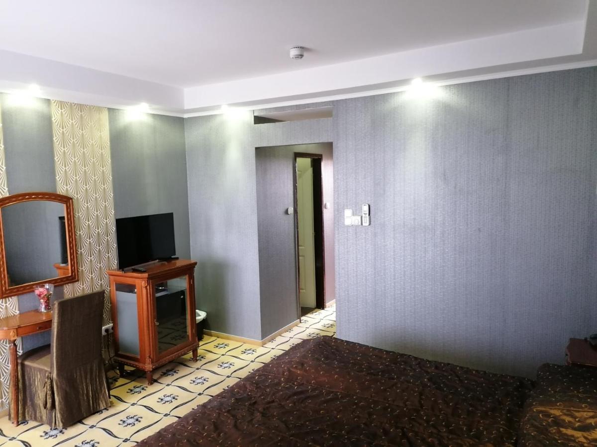 Duna Relax Hotel Рацкеве Экстерьер фото