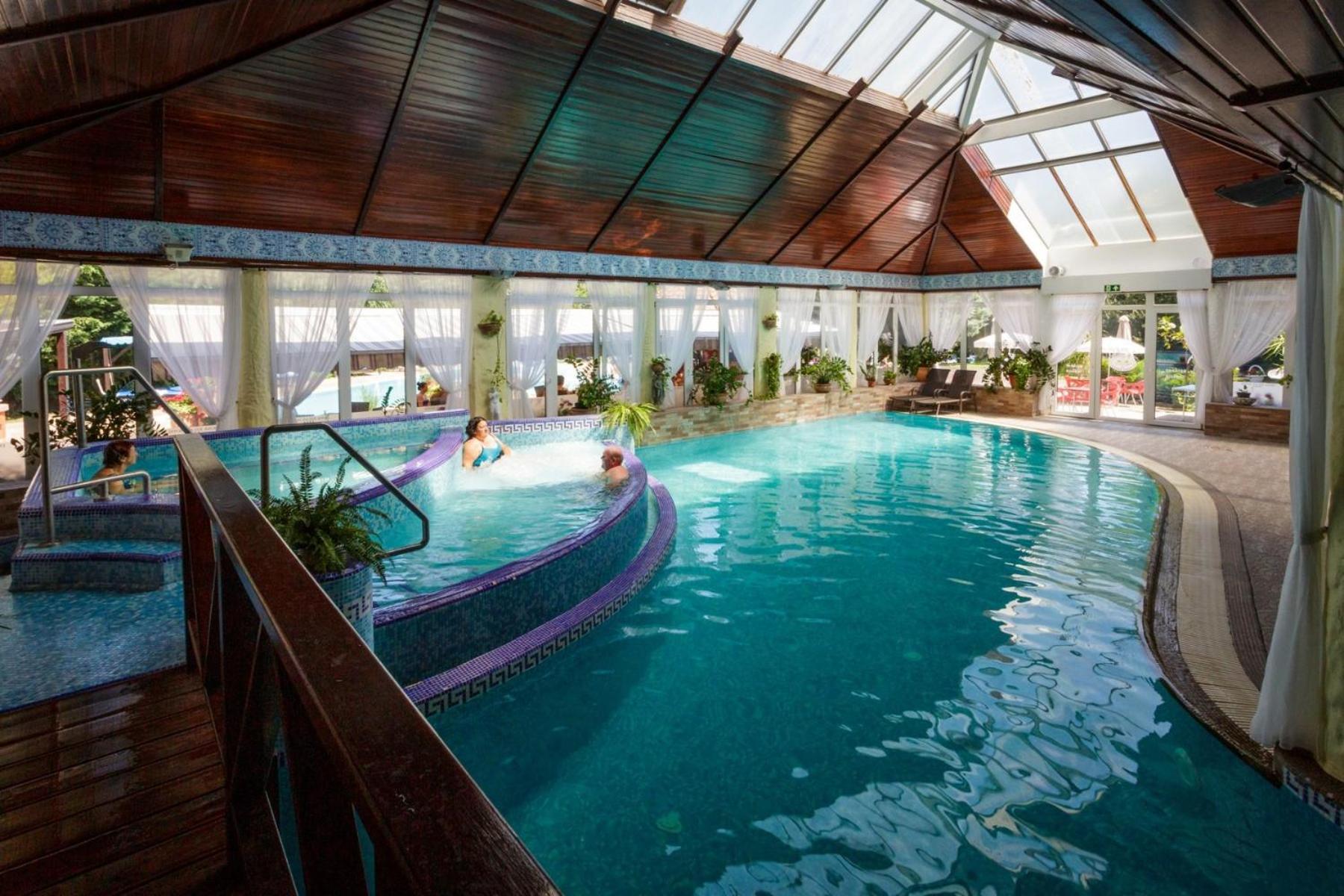Duna Relax Hotel Рацкеве Экстерьер фото