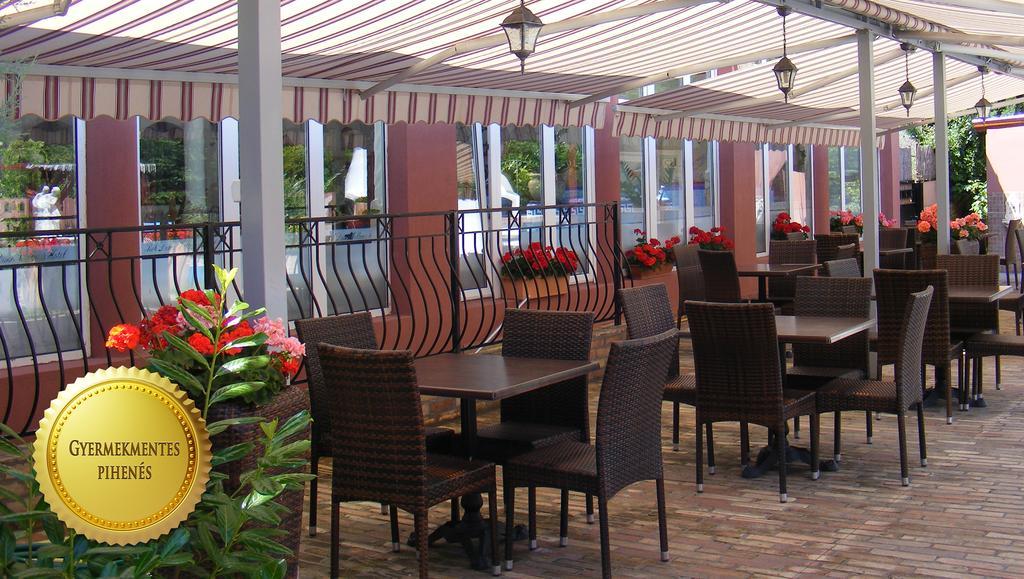 Duna Relax Hotel Рацкеве Экстерьер фото